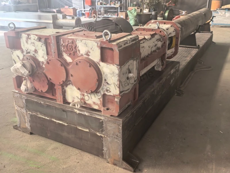 Højeffektiv parallel dobbeltskruet ekstruder til genanvendelse af plastfilmspild i produktionen