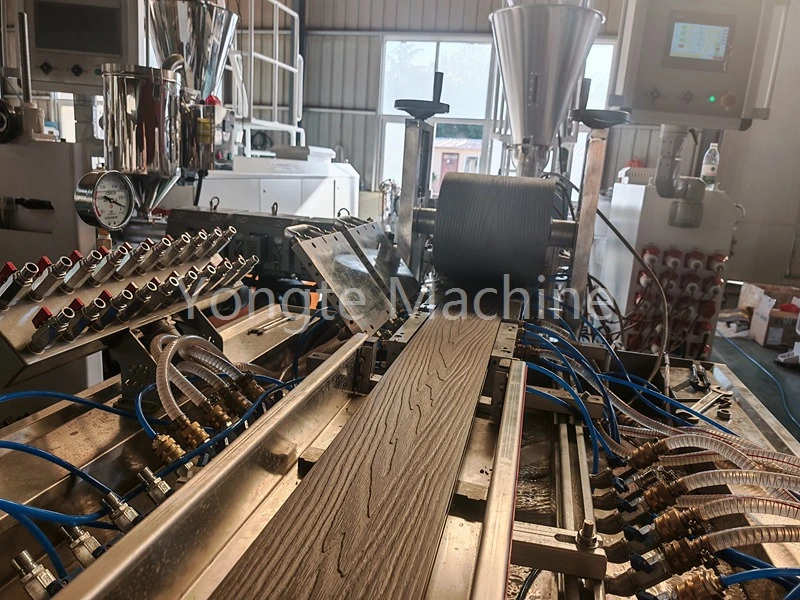 Maskine Gør plastikspild til WPC-profil